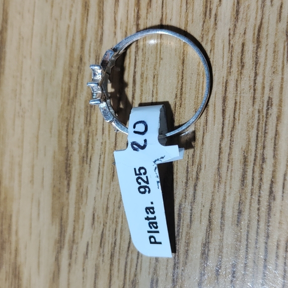 Triple Crown SS925 Ring Size 7 - Picture 3 of 4